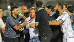 استقلال به دنبال سرمربی ایتالیایی؛ جانشین سا پینتو کیست؟