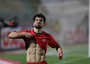 گل اول تراکتور به الغرافه توسط هاشم نژاد در دقیقه ۶۰