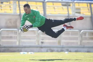 برخورد شدید حامد لک با بازیکن ذوب آهن؛ شبیه اسکارفیس شدم