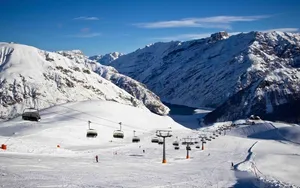 کولاک شدید برف در پیست اسکی توچال