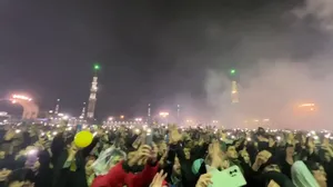 حضور بی سابقه زائران در شب نیمه شعبان مسجد جمکران