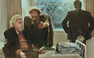 سکانسی از فیلم شاه نقش و آخرین هنرنمایی زنده یاد عنایت بخشی