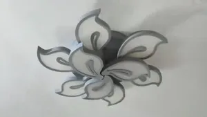 فرآیند ساخت یک لوستر خاص با لامپ LED و لوله پلیکا به روش استاد اندونزیایی