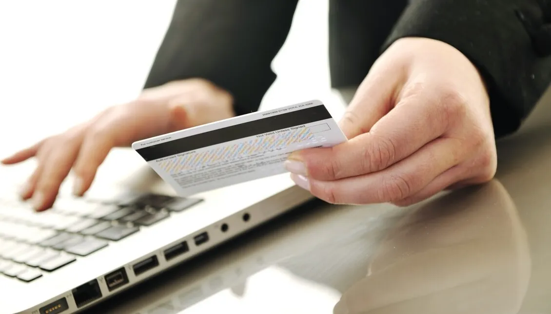 عملیات بانکی