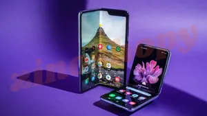 مراحل ساخت گوشی تاشوی پیشرفته سامسونگ در کارخانه