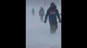 بوران برف دید را در دریاچه بایکال به صفر رساند