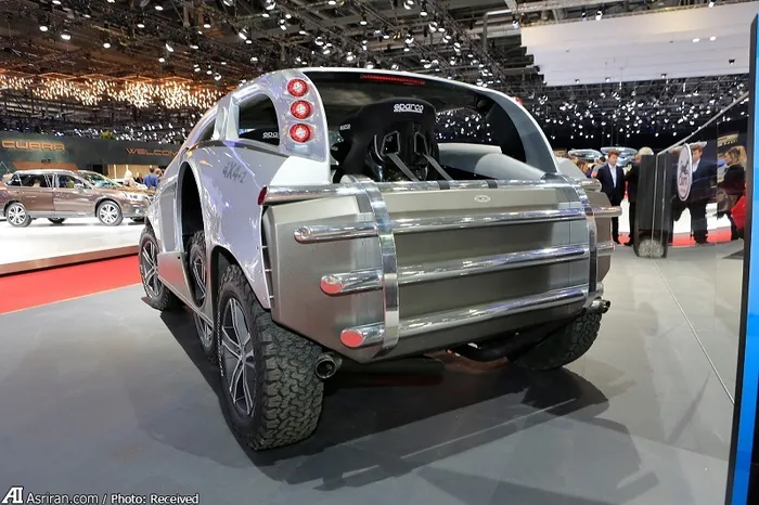 4x4+2  در نمایشگاه ژنو 2008