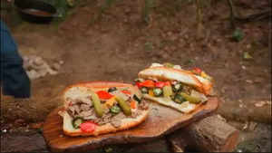 پخت ساندویچ گوشت گاو ایتالیایی شیکاگو در دل طبیعت