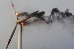 آتش‌گرفتن یک توربین بادی در ایالت تگزاس آمریکا