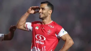 سوتی‌های عجیب علیپور در بازی دیشب