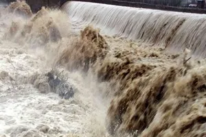 سالی ۳۰۰ میلیارد مترمکعب آب باران هدر می رود